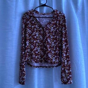 Cropped Long Sleeve Top